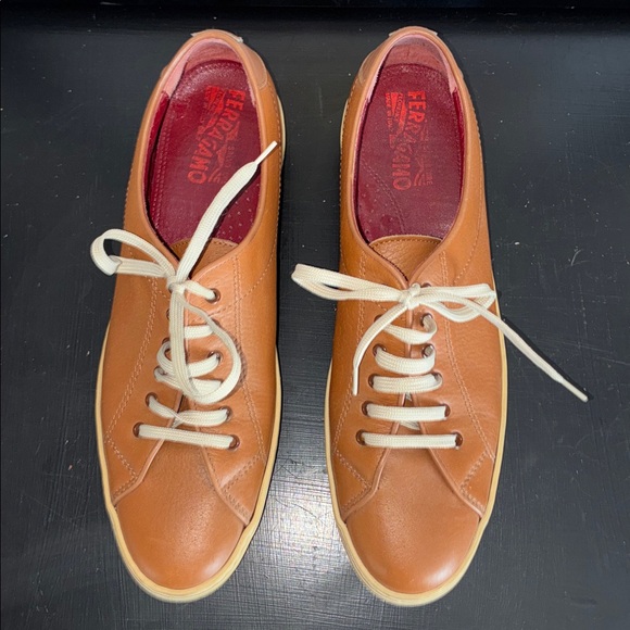 Salvatore Ferragamo Tan and Red Leather Interior - Picture 1 of 9